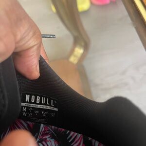 Look at this beautiful get it before gone men size 7
Women 8.5